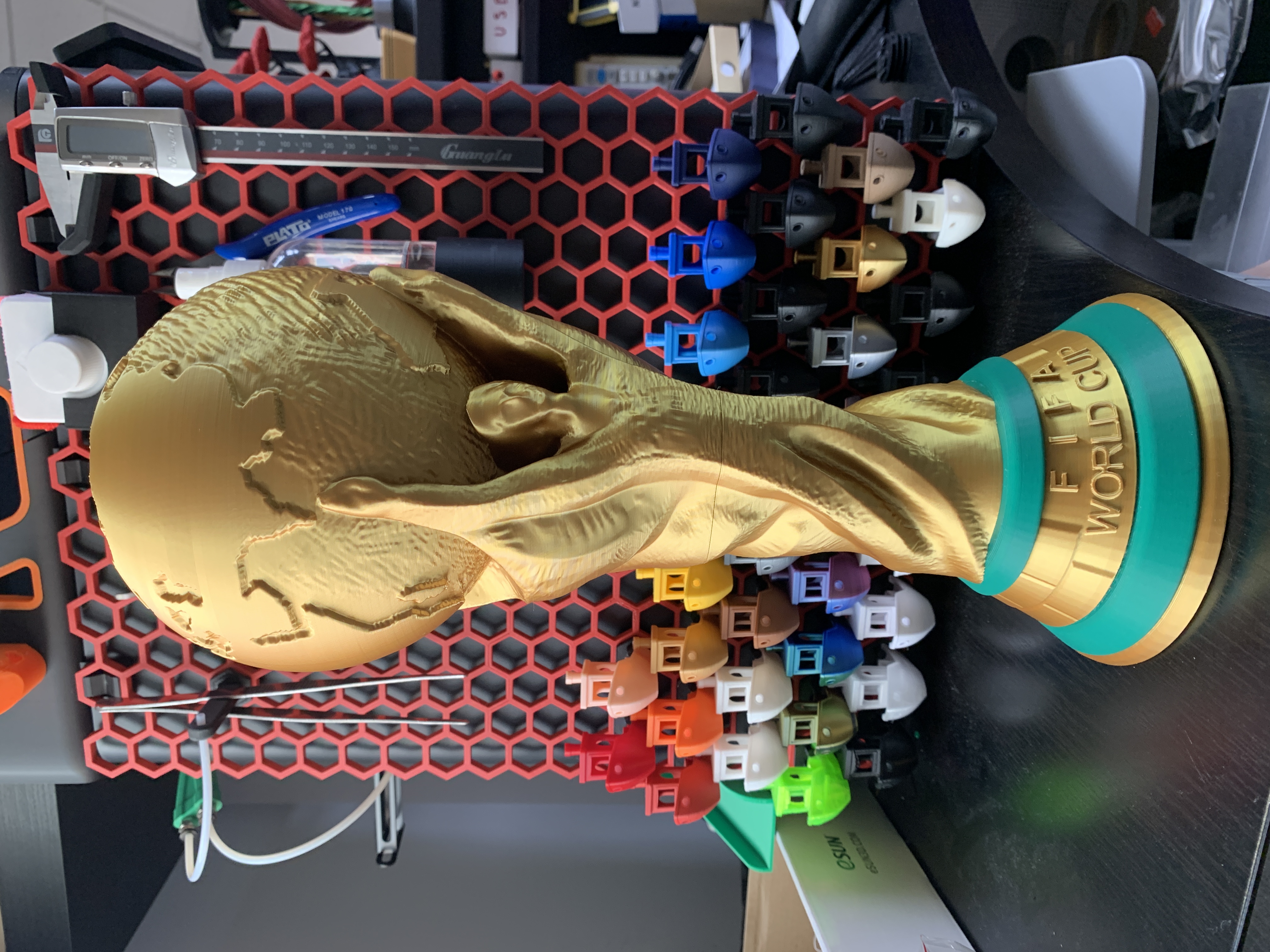 FIFA TAMANHO REAL TROFEU