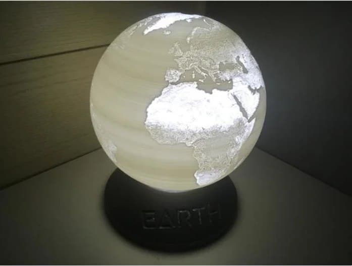 Earth globe lamp