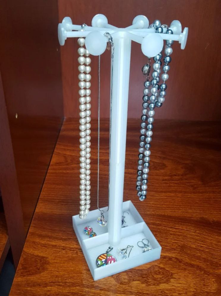Jewelry case