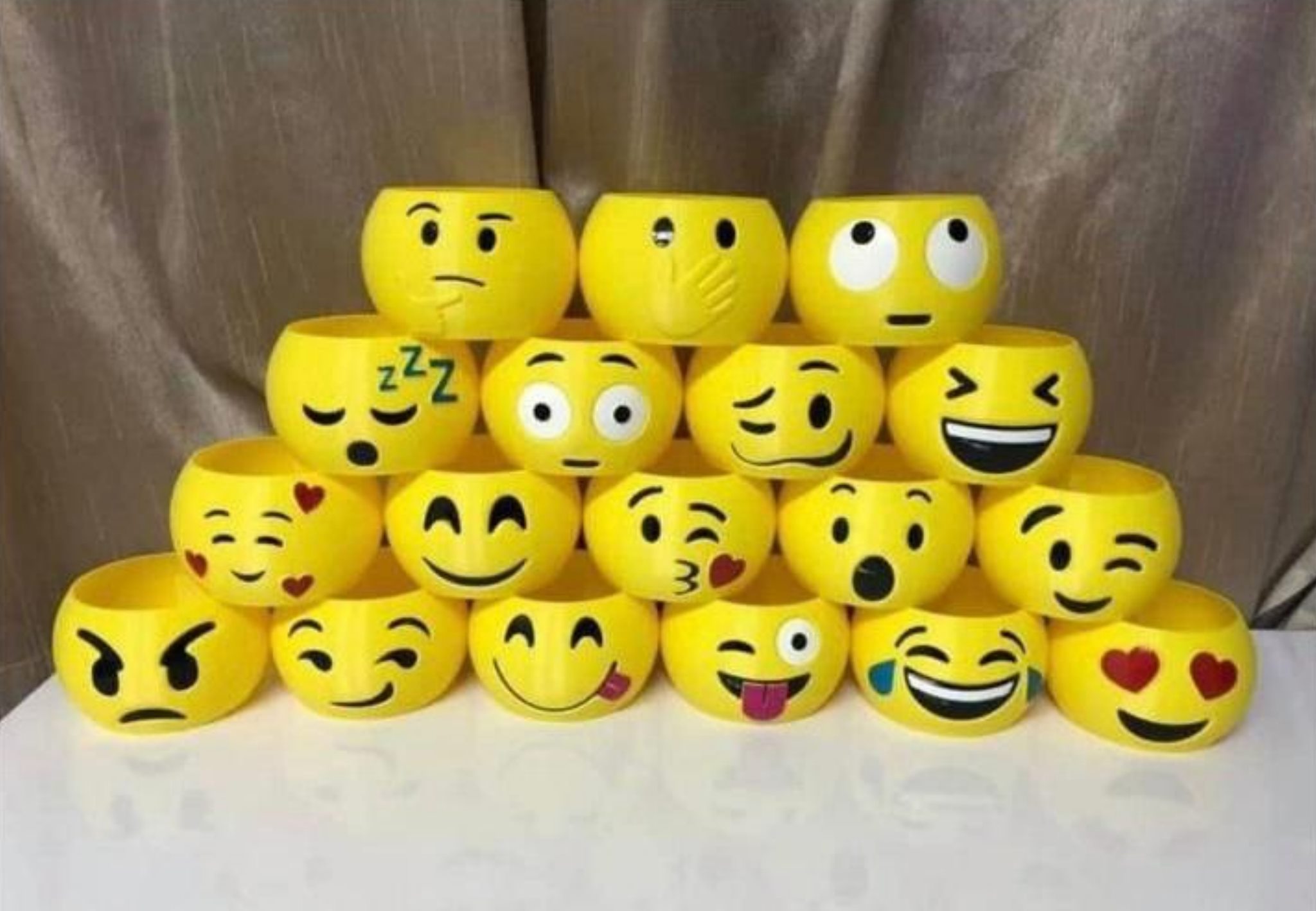 Emoji vases