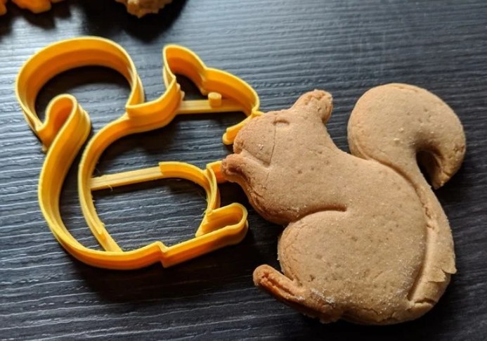 Squirrel cookie cutter