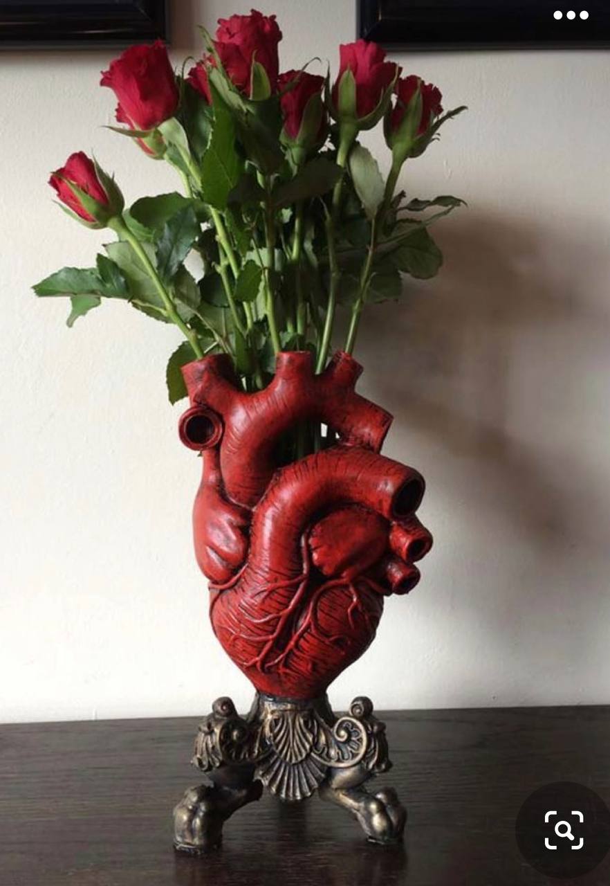 Human Heart vase